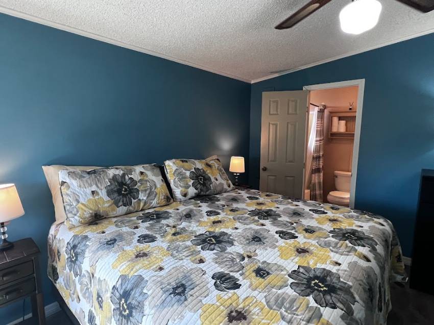74 Greenview Drive a Winter Haven, FL Mobile or Manufactured Home for Sale